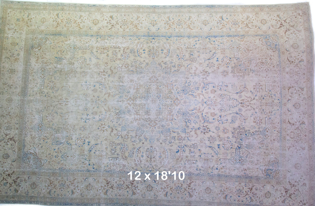 Pakistani Hand-Knotted Tabriz