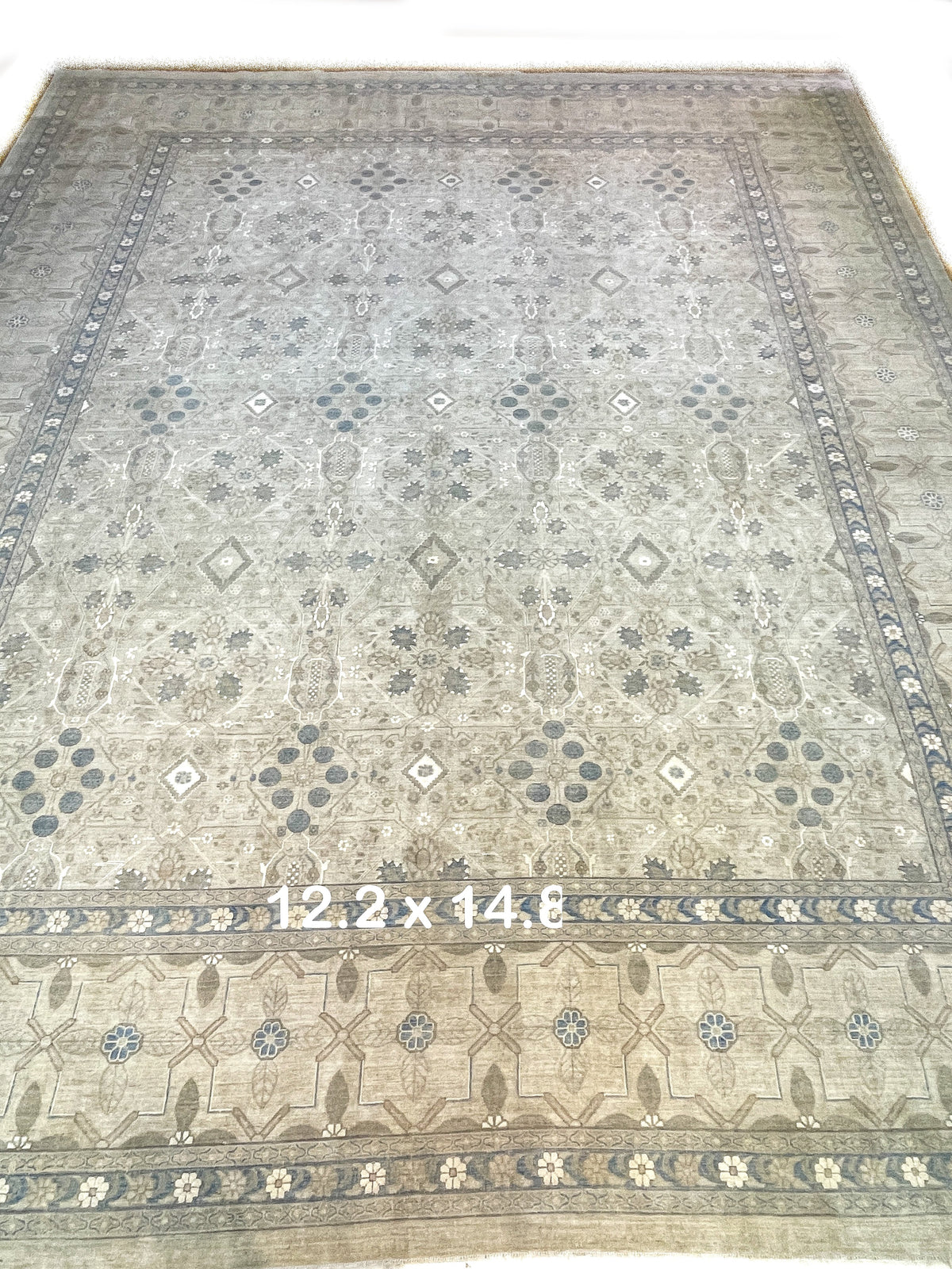 Pakistani Hand-Knotted Kilim