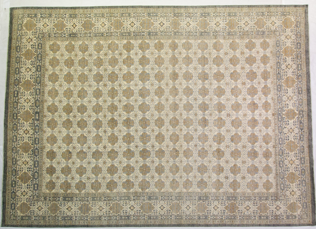 Pakistani Hand-Knotted Area Rug