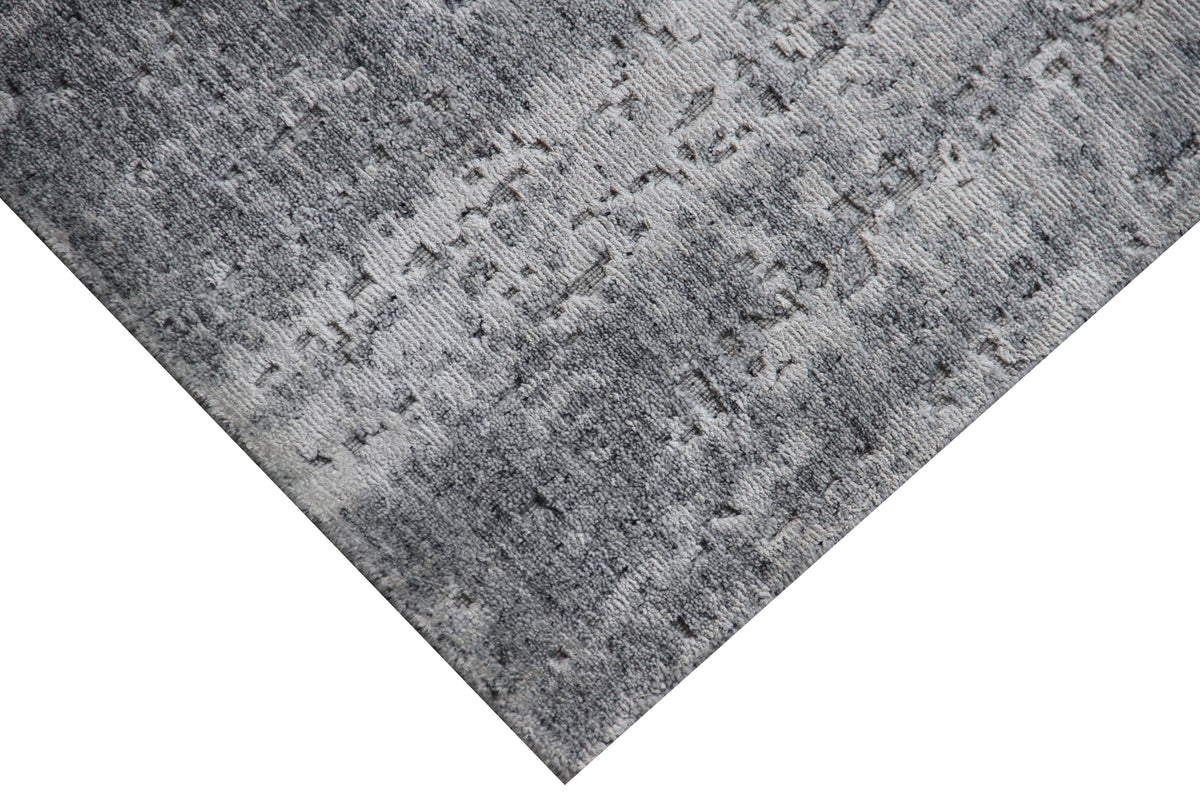 Indian Hand-Loomed Area Rug