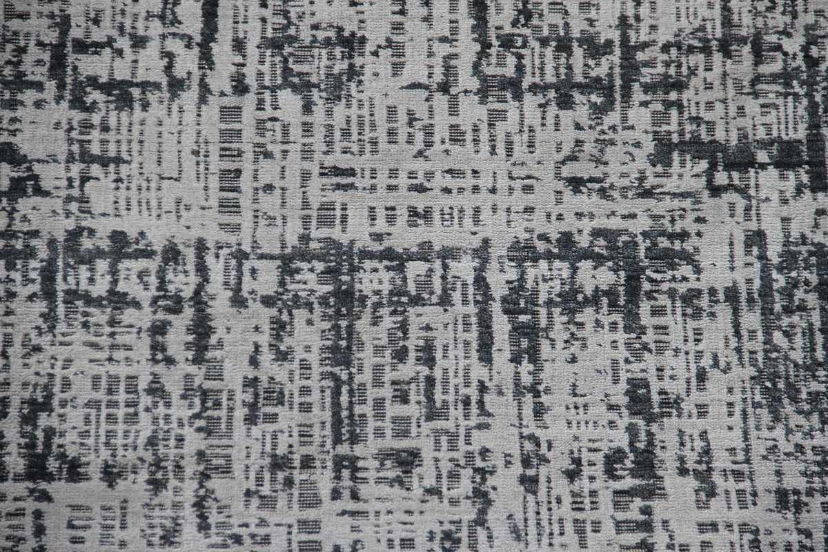 Indian Hand-Loomed Area Rug