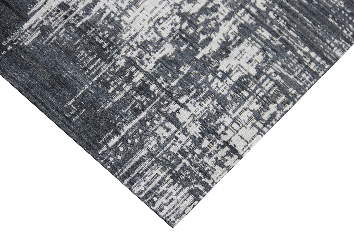 Indian Hand-Loomed Area Rug