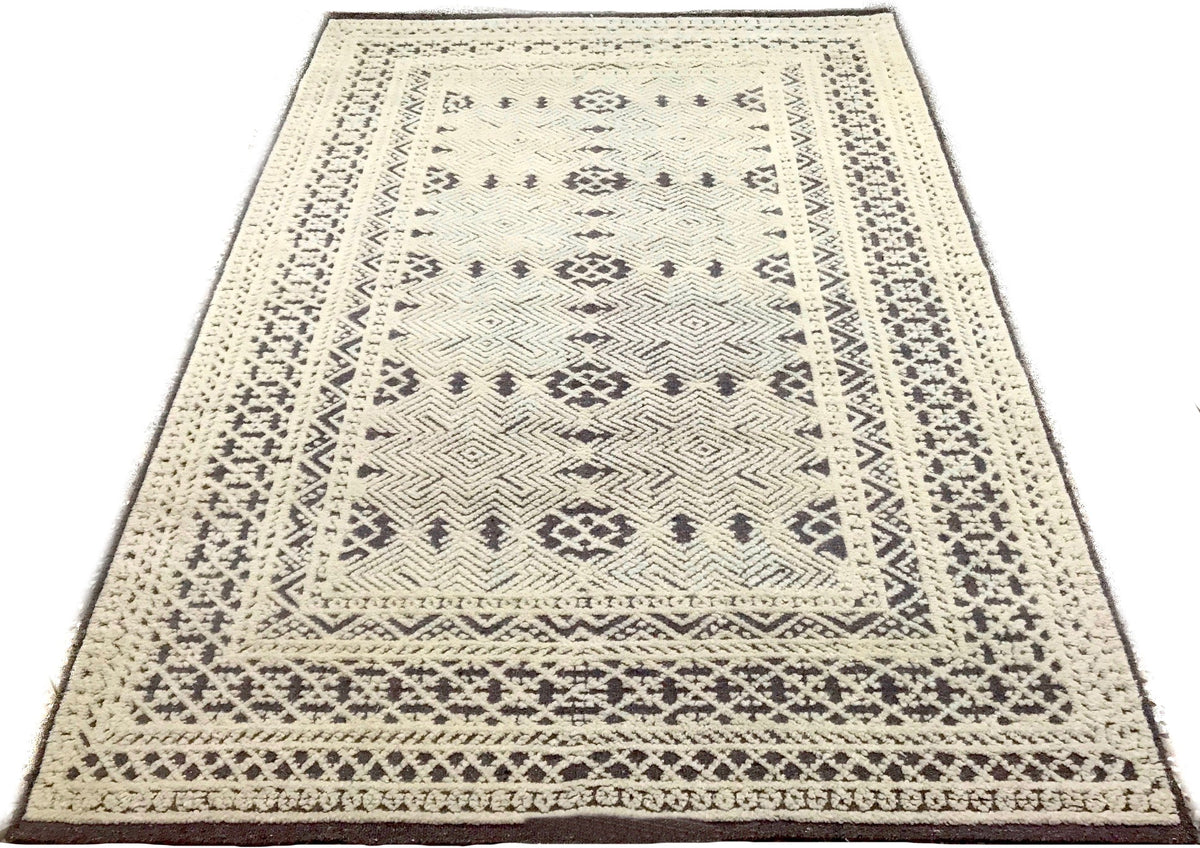 Contemporary Indian Hand-Loomed Area Rug